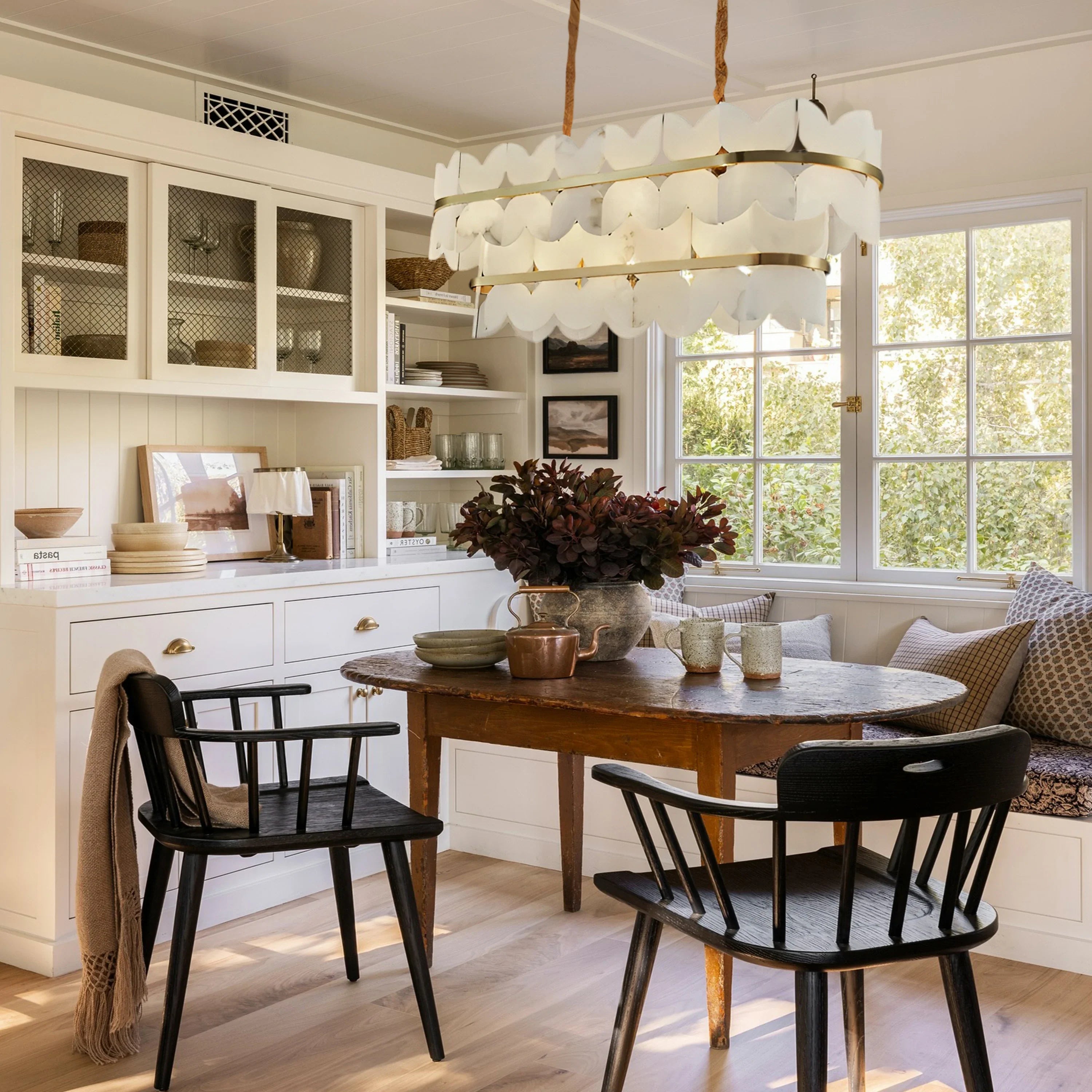 How High Should a Chandelier Be Above a Table?