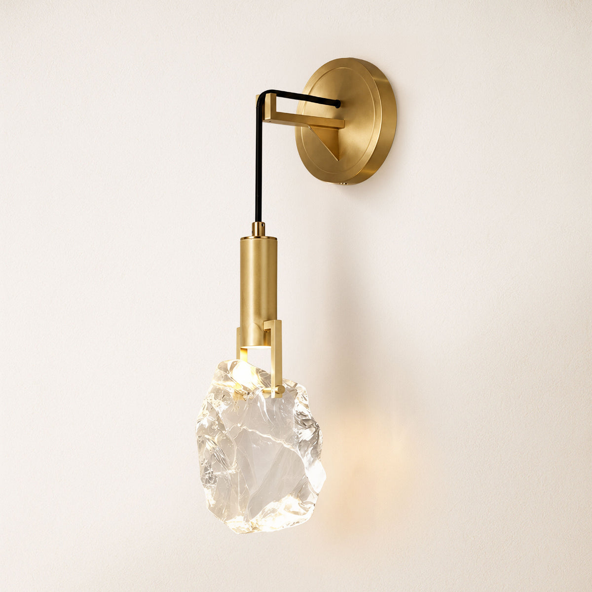 Irregular Crystal Shad Wall Sconce H11"