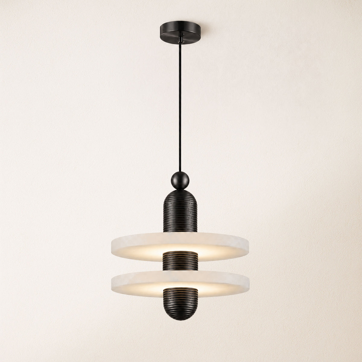 Median Mono Pendant Light