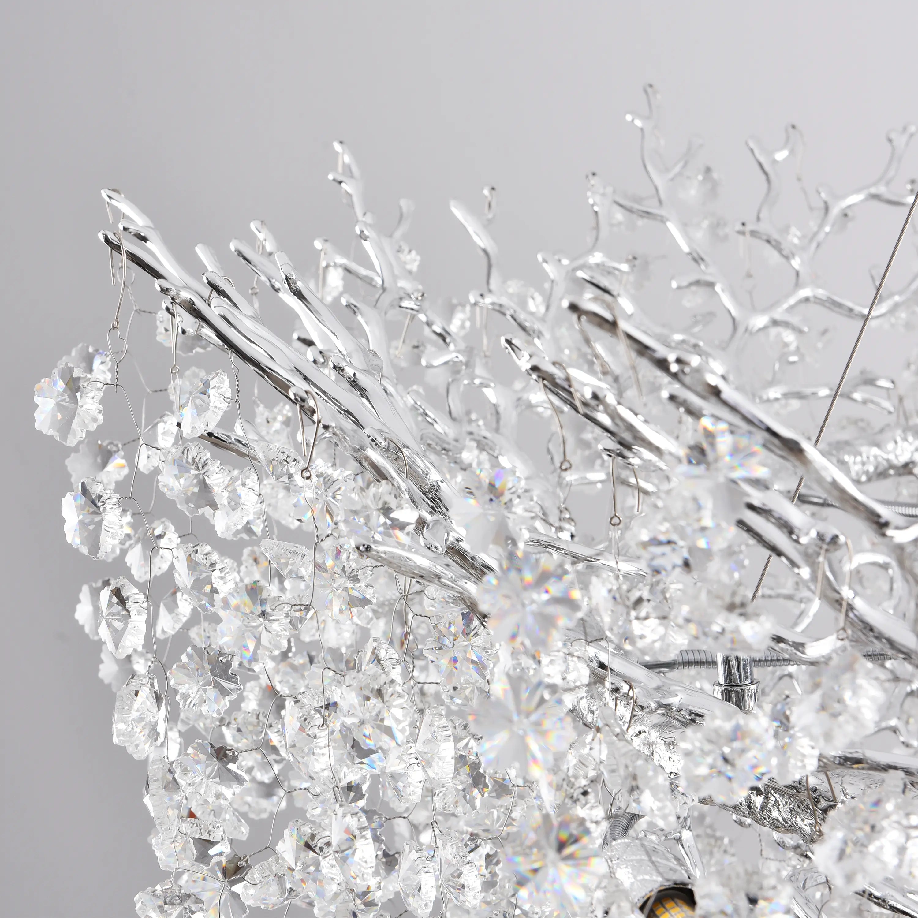Lustre Branches Round Chandelier 48"