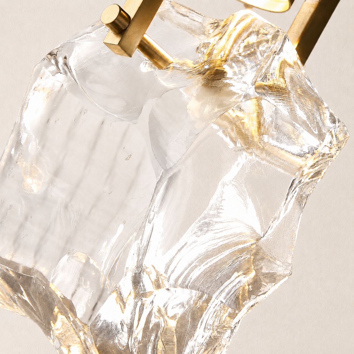Irregular Crystal Shad Wall Sconce H11"