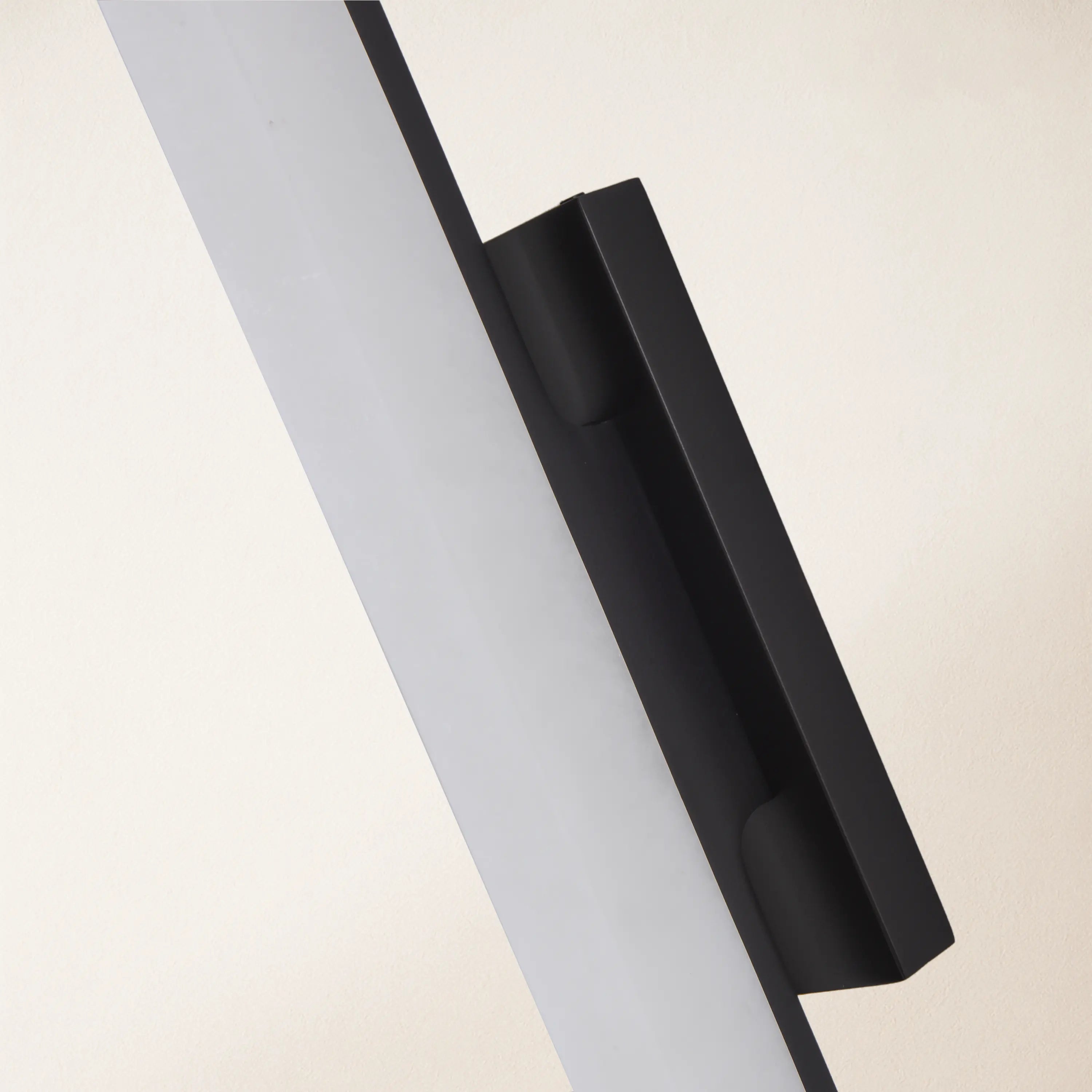 Clara Glow Alabaster Single Wall Sconce 19"H