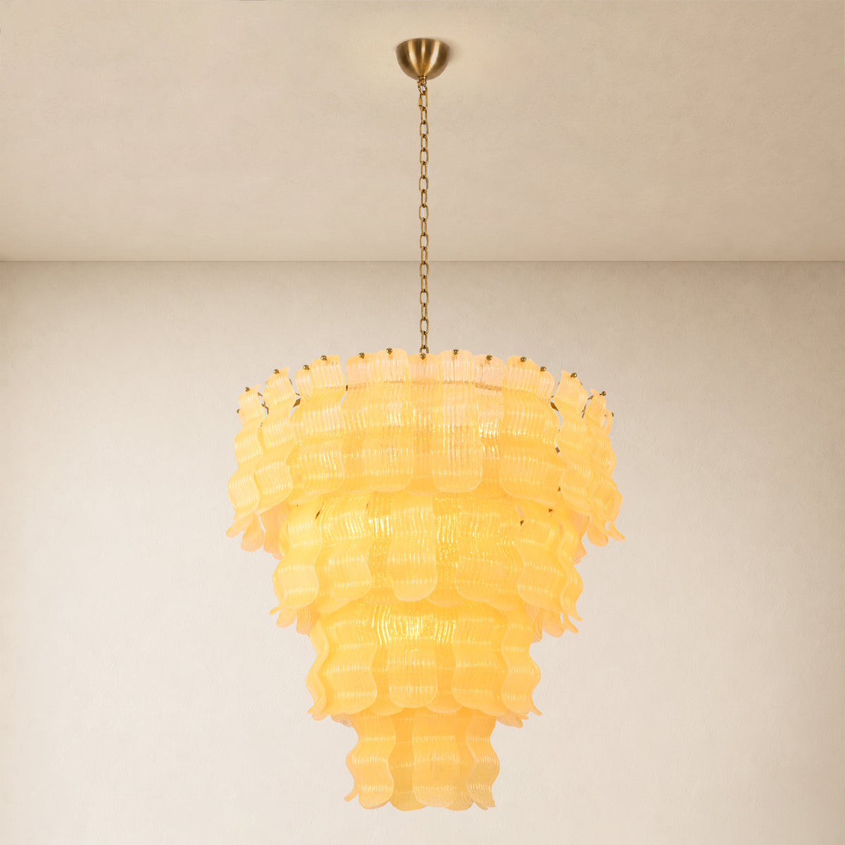 Solenne Rippled Glass Round Chandelier 29.5"D