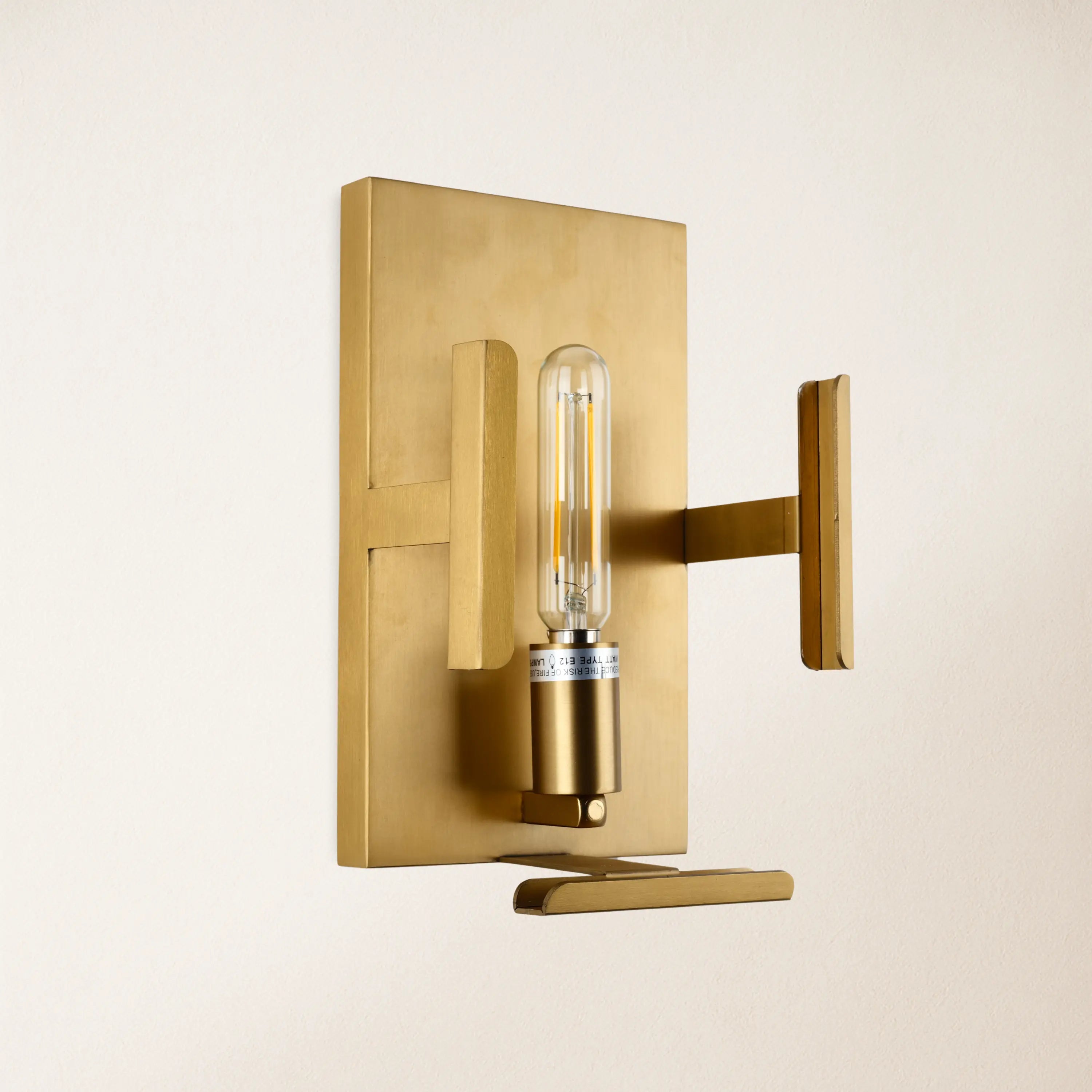 Maris Alabaster Wall Sconce 10"H