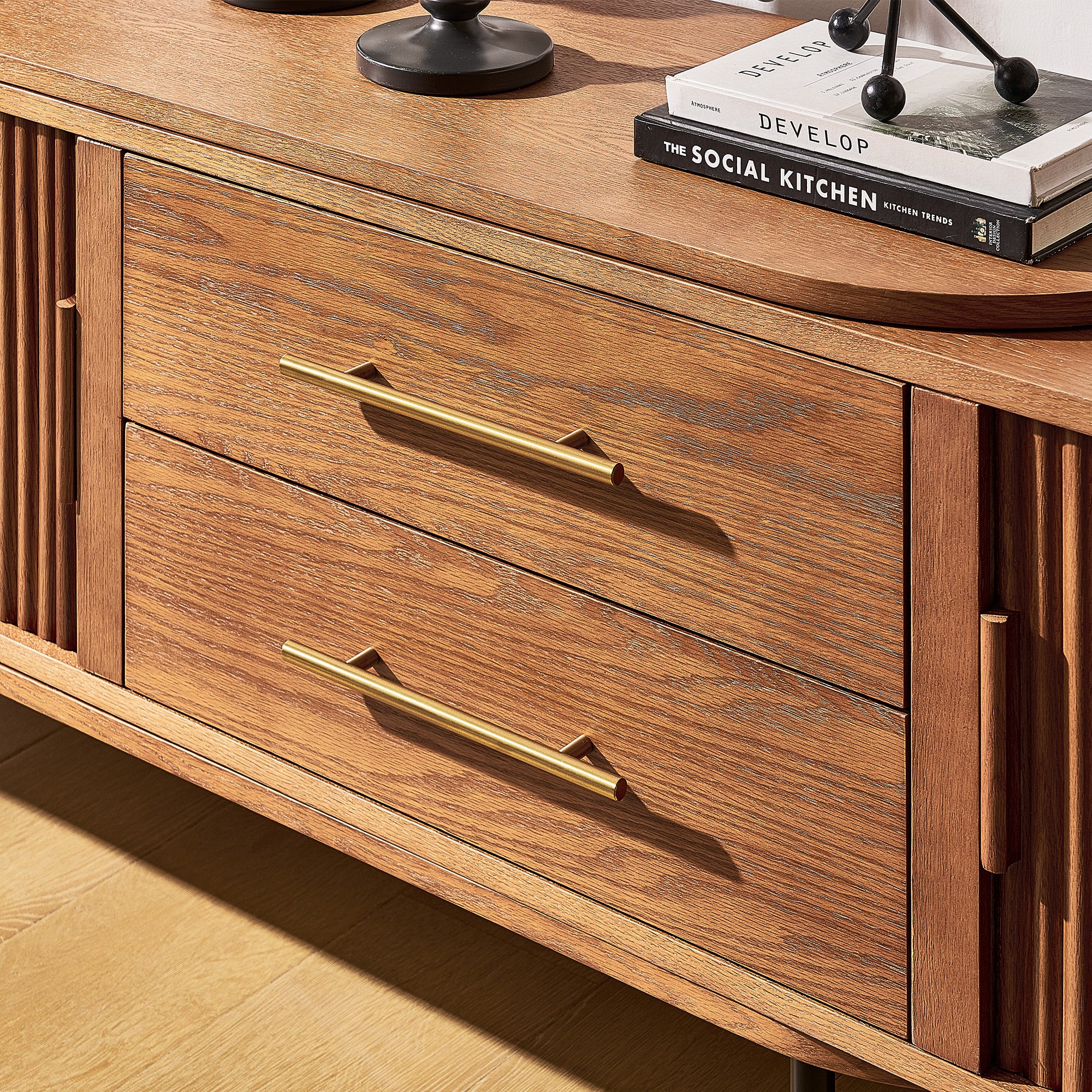 Ewan Oak Extendable Media Console 78.74" to 110.24"