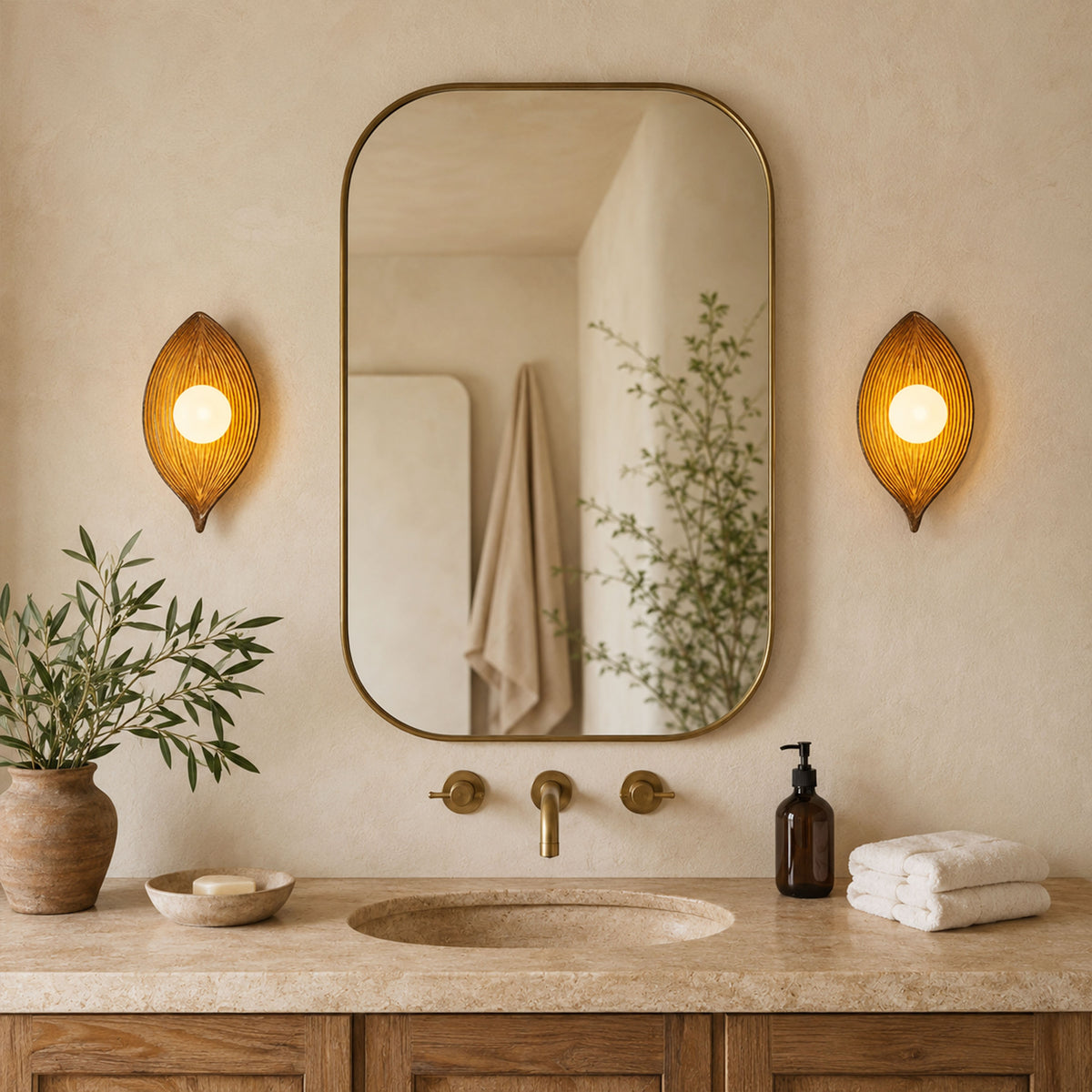 Sylvara Resin Leaf Wall Sconce