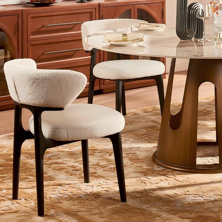 Dining Room Rug Ideas for Family Dinners and Summer Gatherings