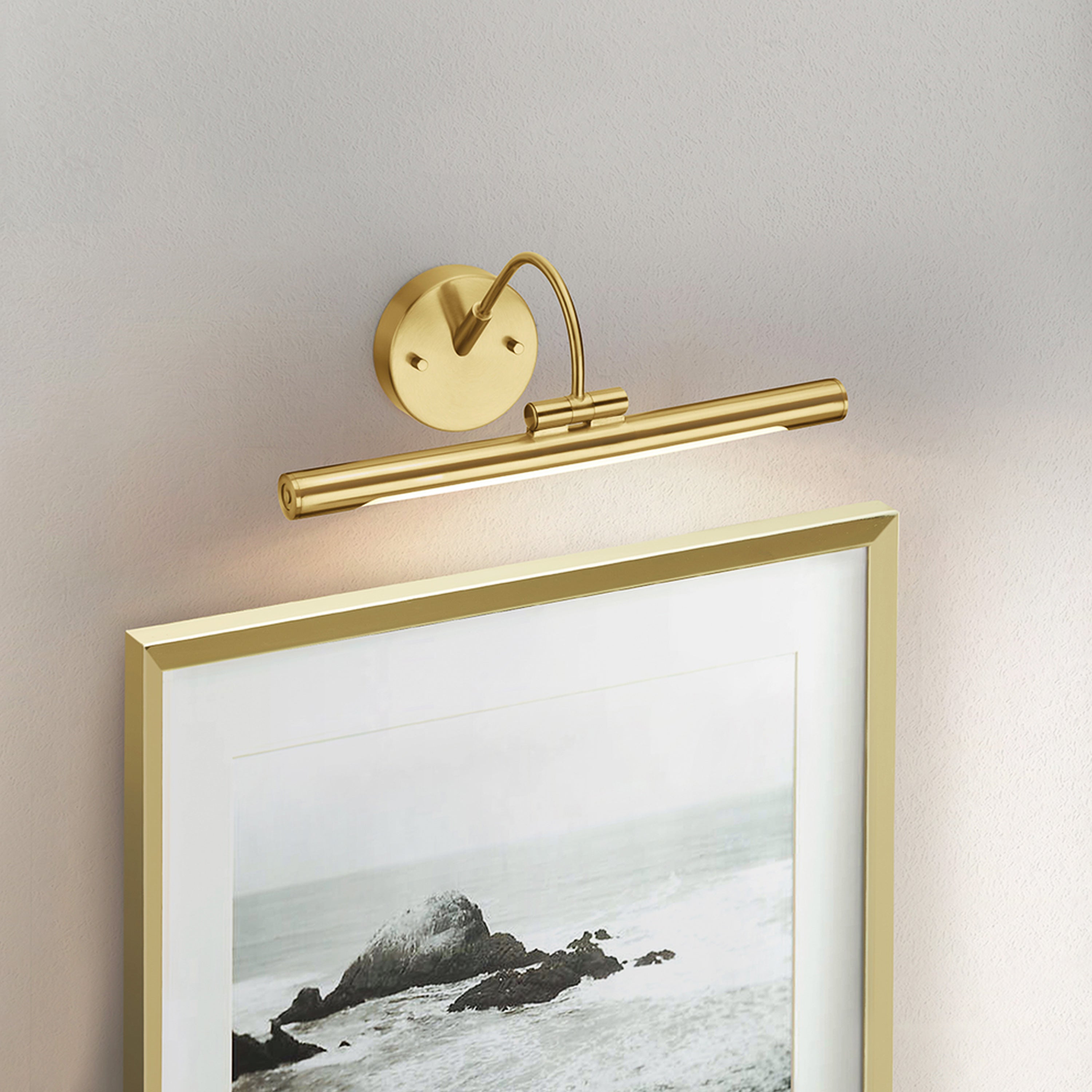 What Size Picture Light Do I Need? (Expert Guide + Size Chart)