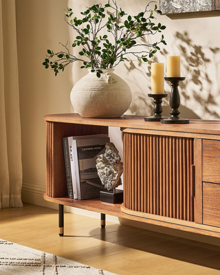 TV STAND & MEDIA CONSOLE
