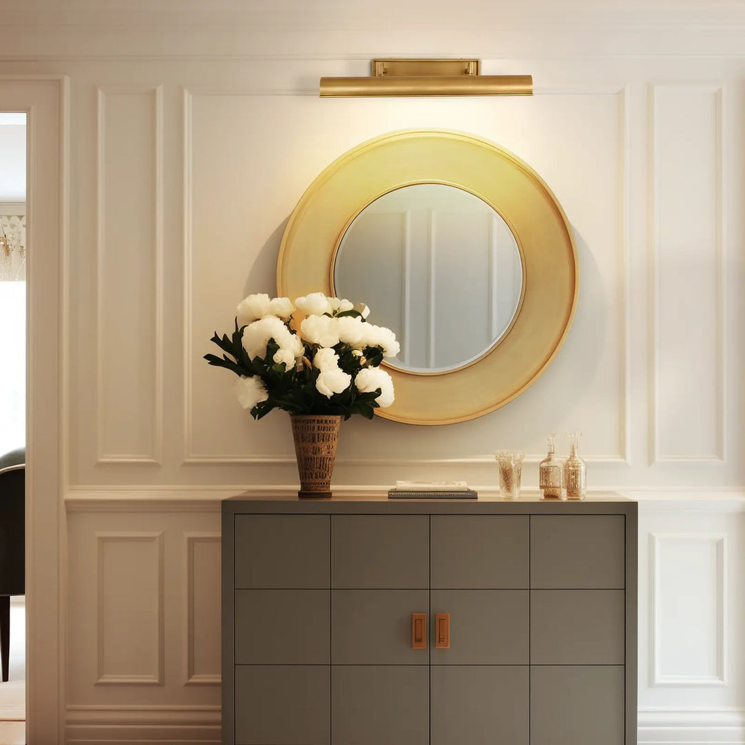 Bronze Picture Light with sophisticated finish