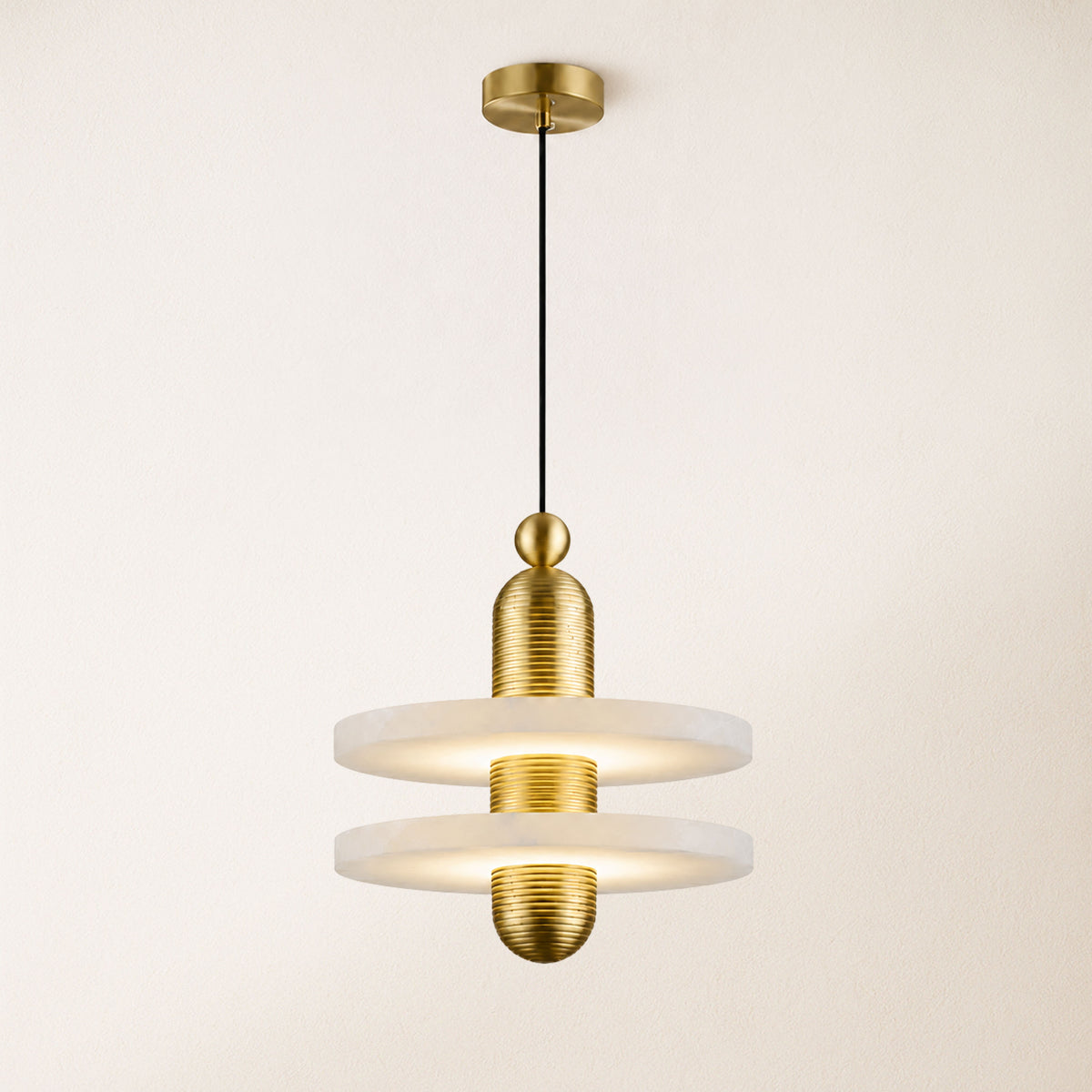 Median Mono Pendant Light
