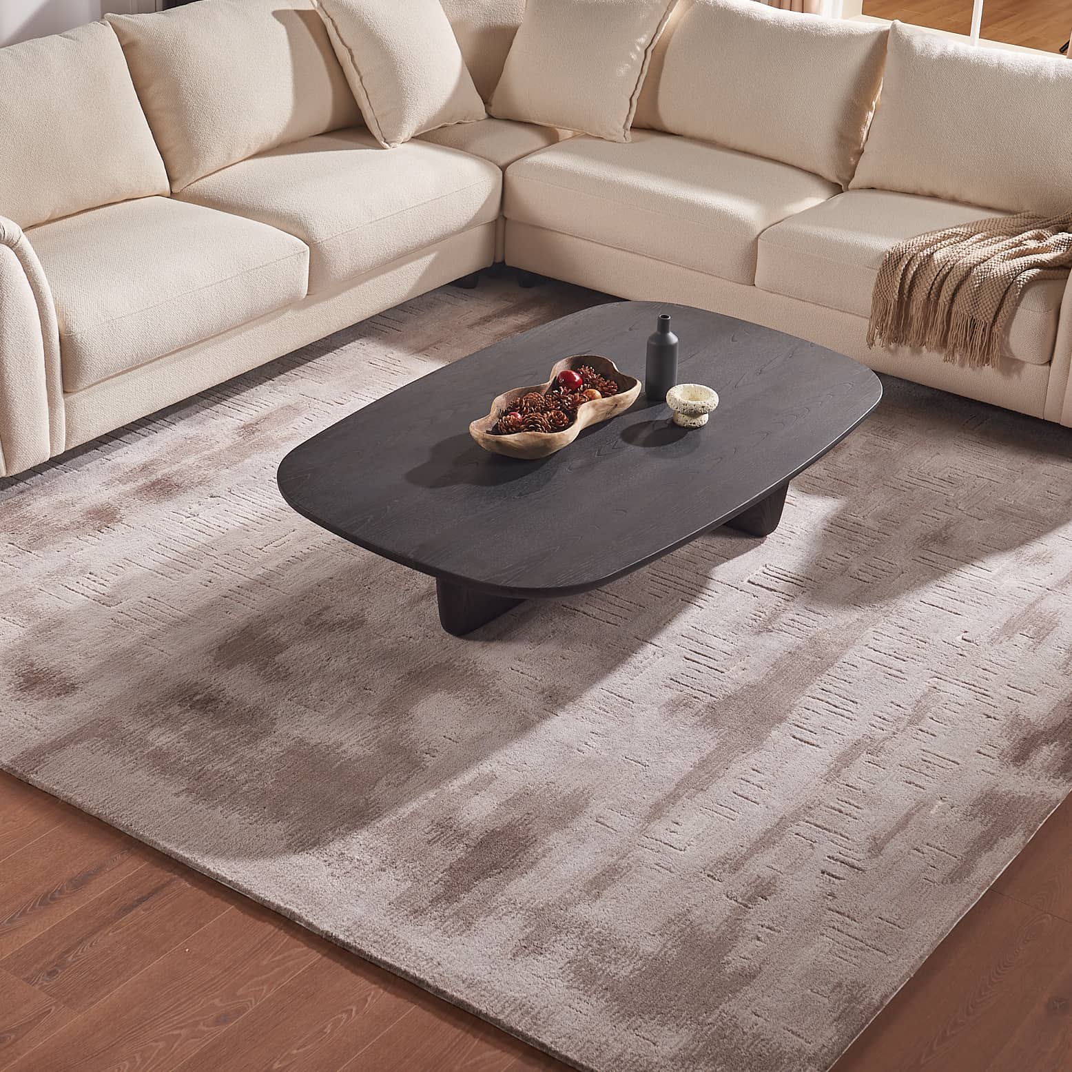Marlow Etched Wool-Blend Rug