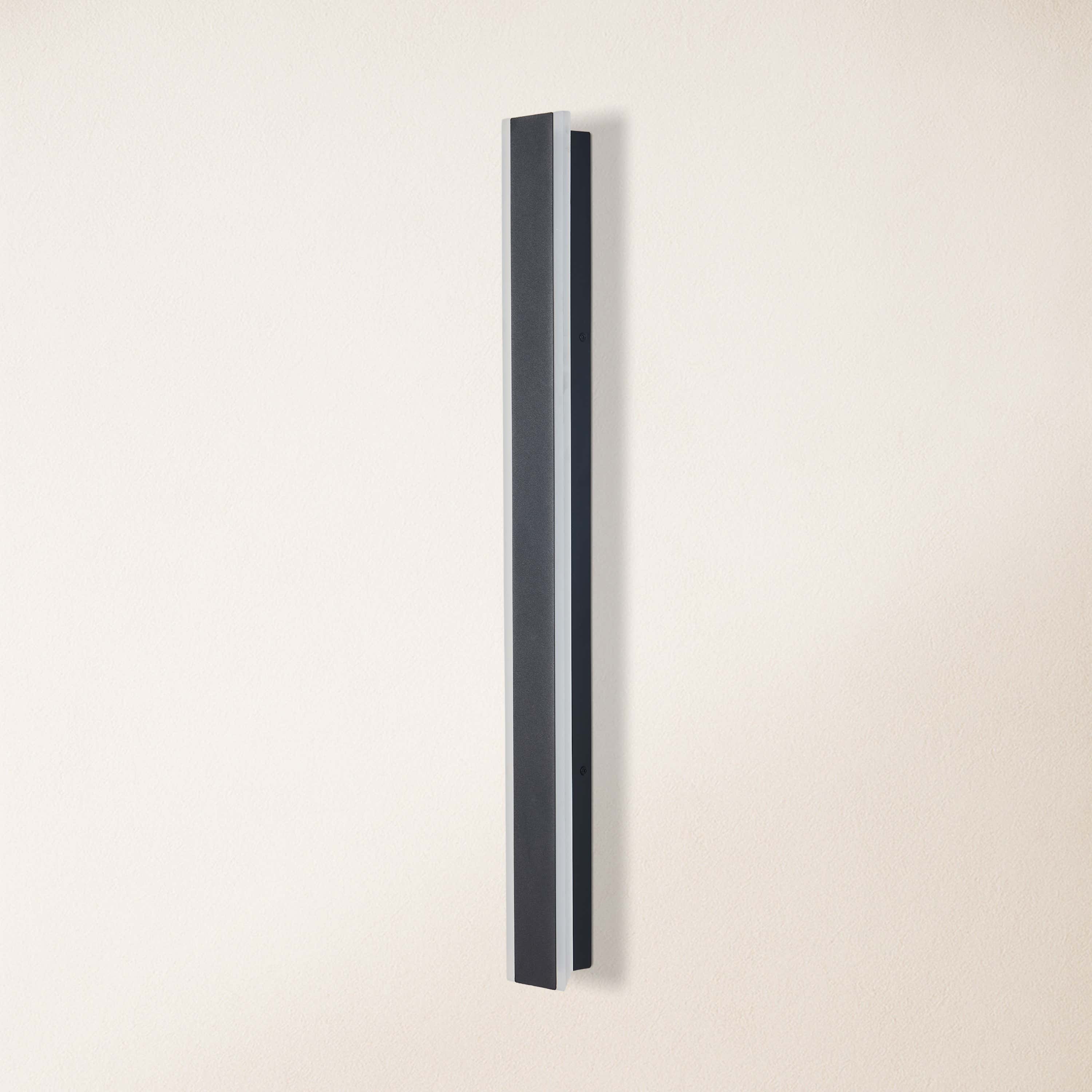 Orivelle Outdoor Wall Sconce 32"H