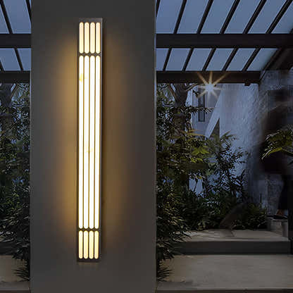 Titanwall Rectangular Stripe Outdoor Wall Light