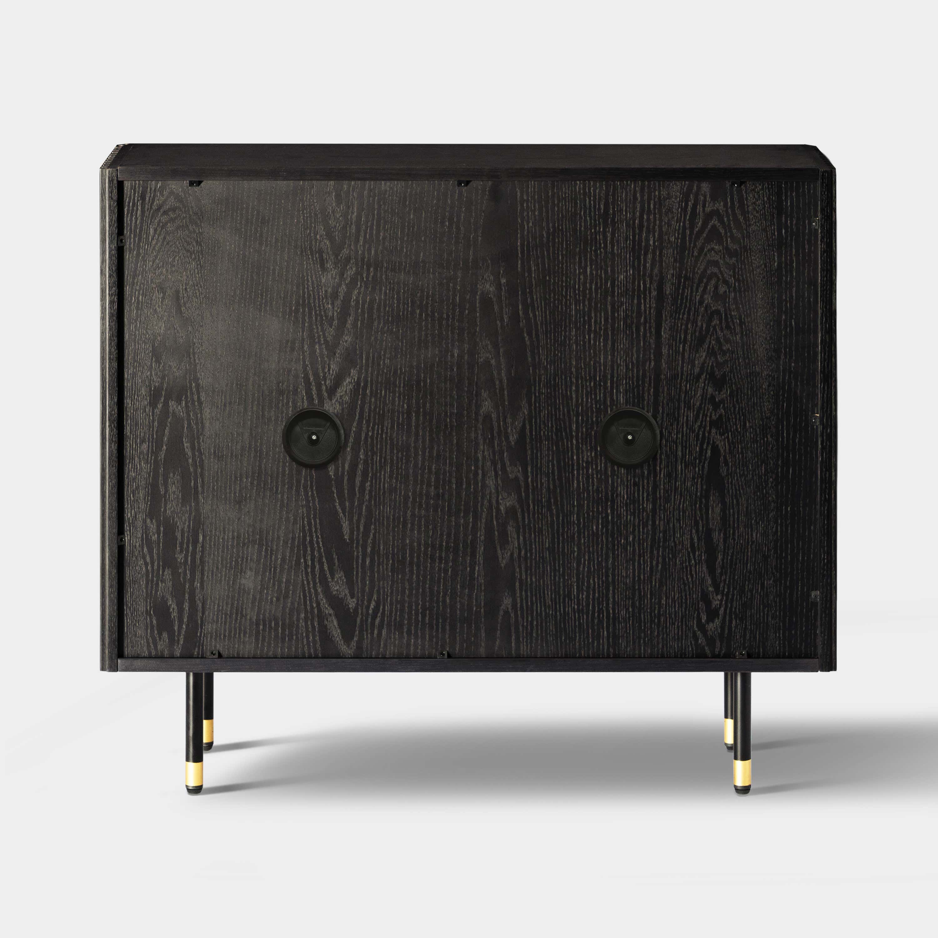 Ewan 40″ Oak Cabinet