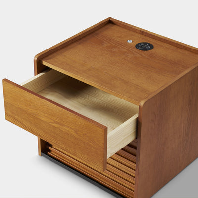 Devon Oak Nightstand 20“W