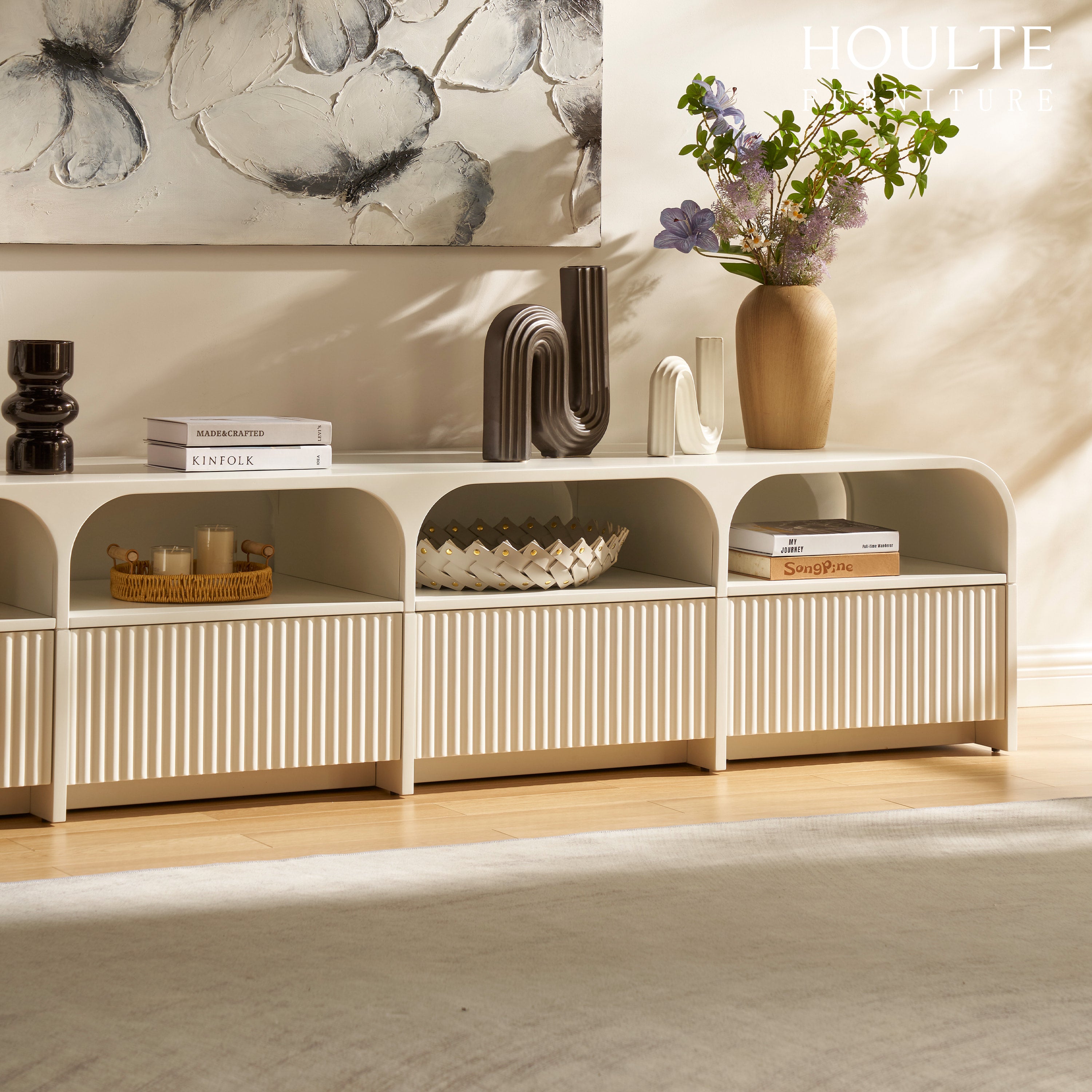 Naru Media Console 79.9" W