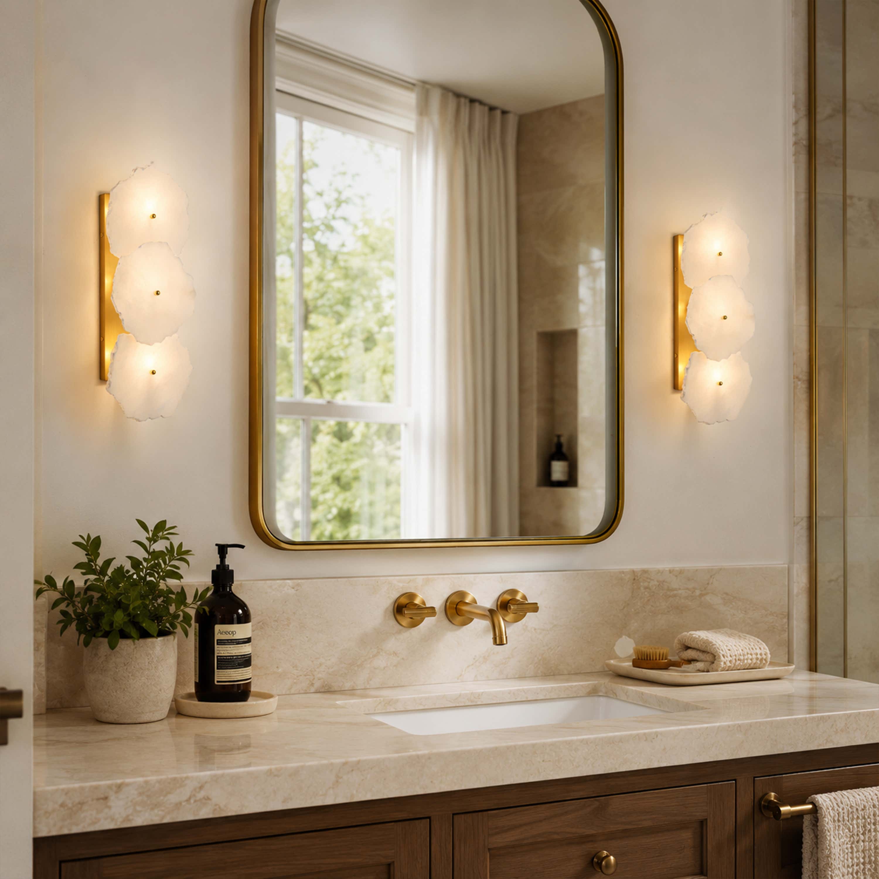 Moira Alabaster 3 Lights Wall Sconce