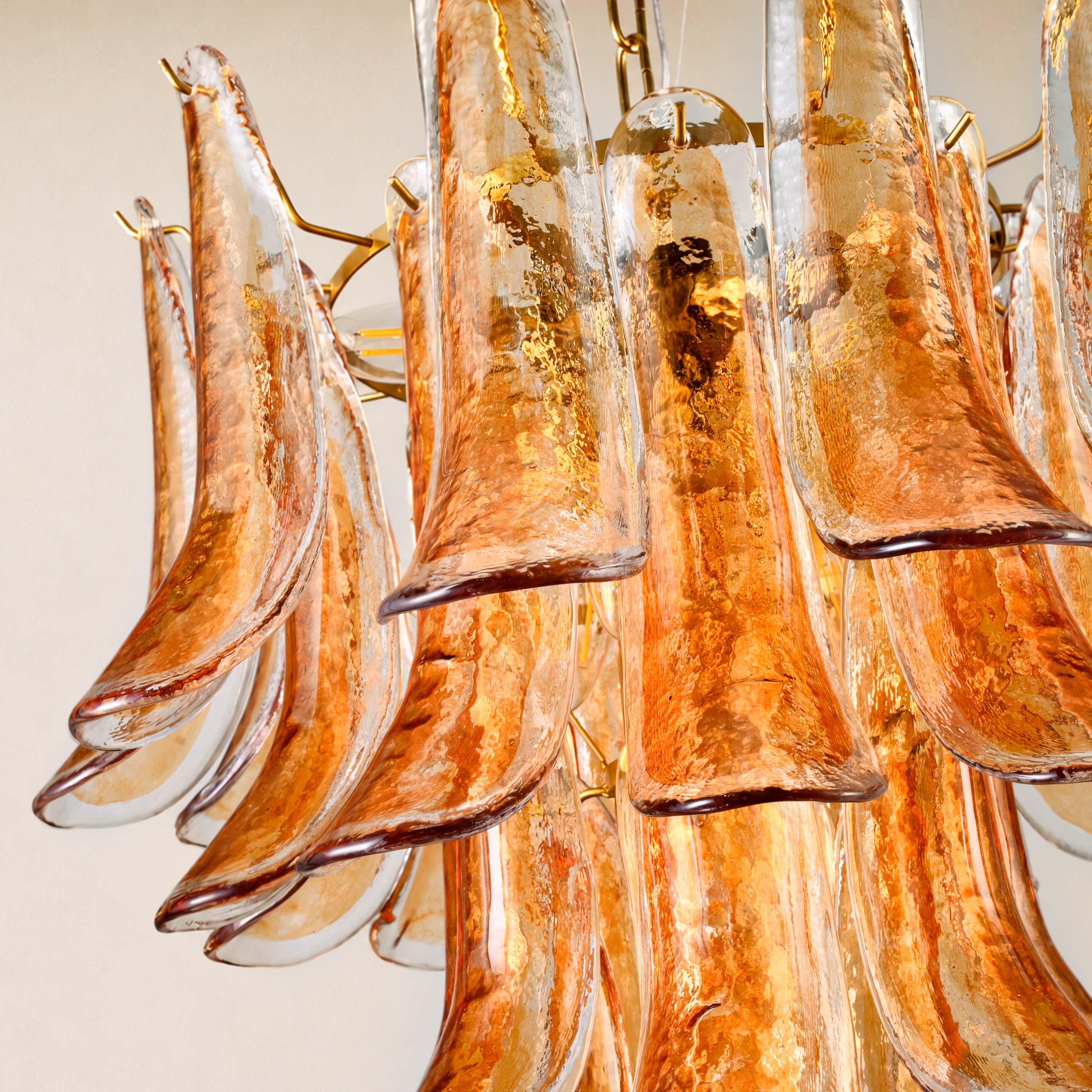 Nivelle Amber Glass Petal Round Chandelier 23.6"D