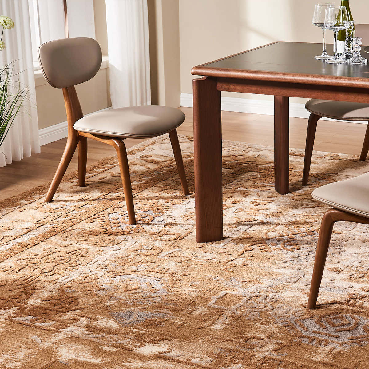 Textured wool-blend dining room rug