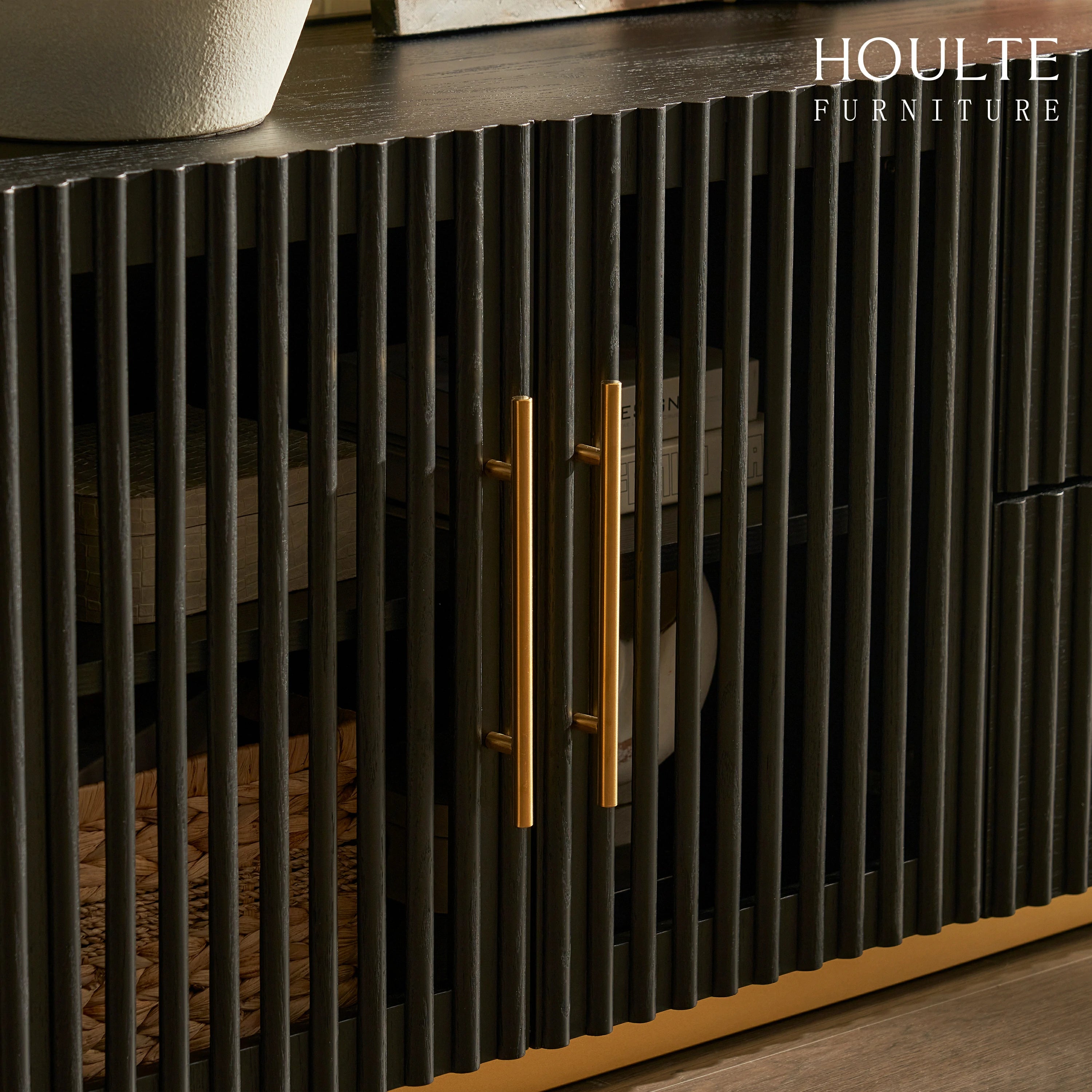 Holton_Oak_Media_Console_94_W_14
