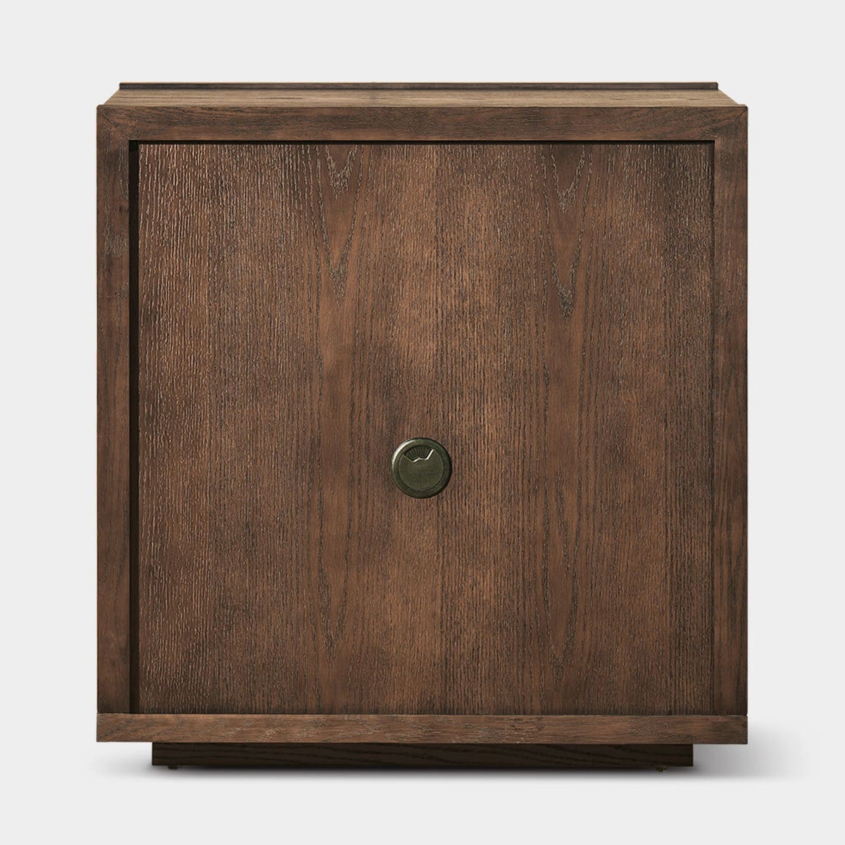Alvar 30″ Oak 3-Drawer Chest