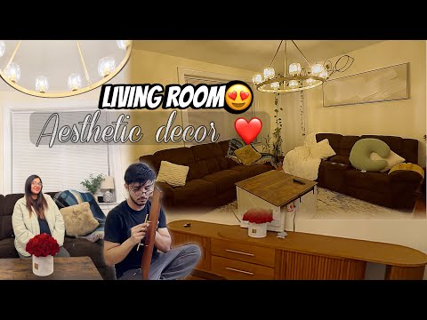 Ewan Oak Extendable Media Console 79" to 110"