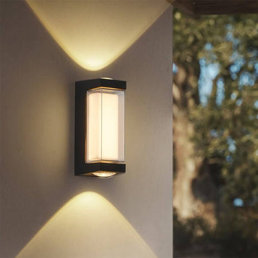 Sleek Dual-Directional Outdoor Wall Light with Modern Arc & Rectangular Designs